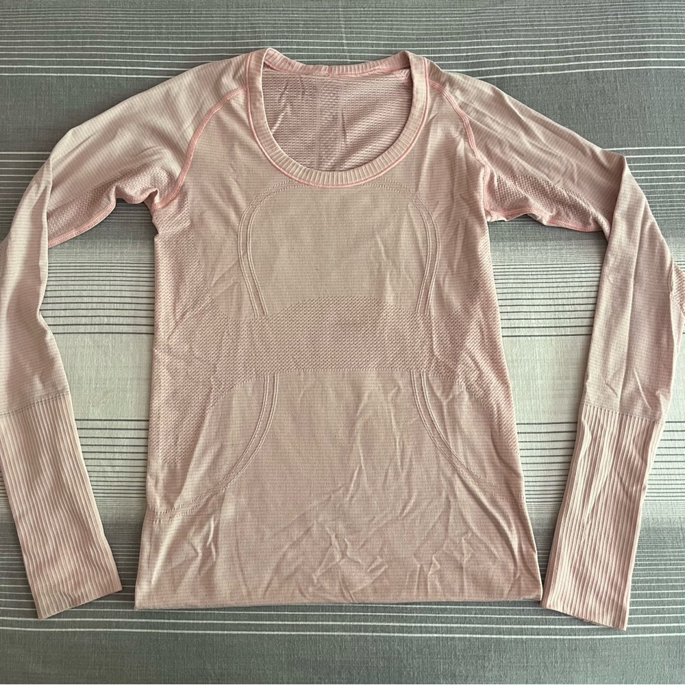 Light pink Lululemon Swiftly Tech long Sleeve